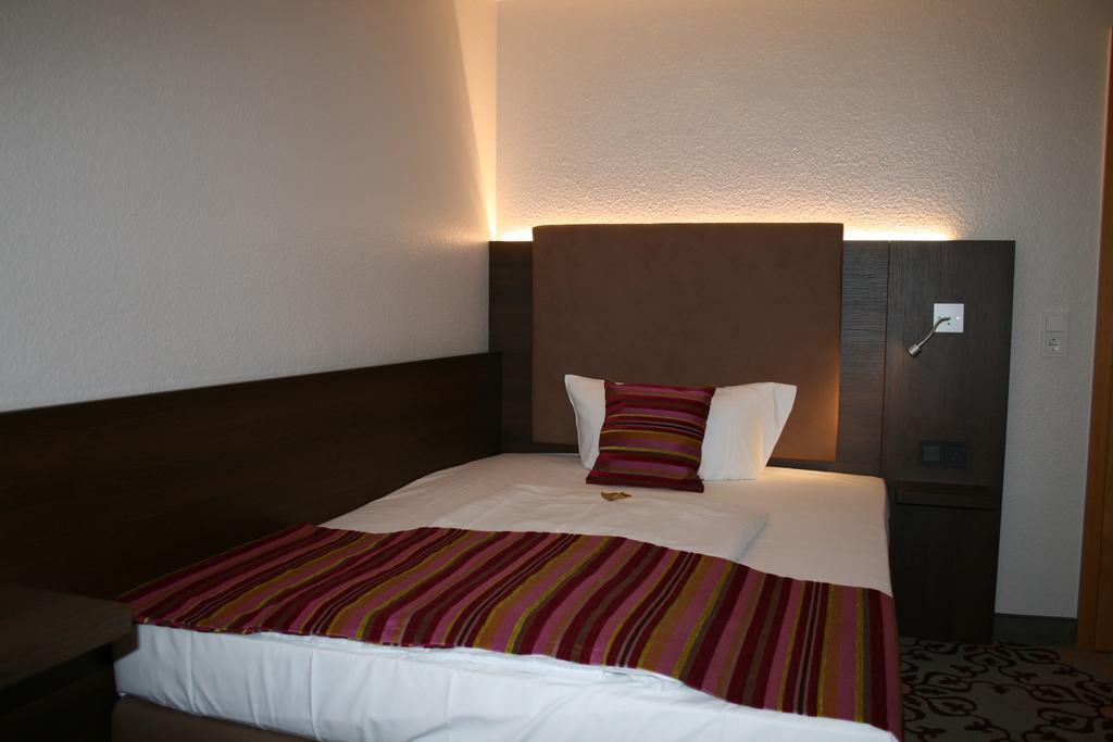 HOTEL PARQÉO im A66 Gelnhausen Exterior foto